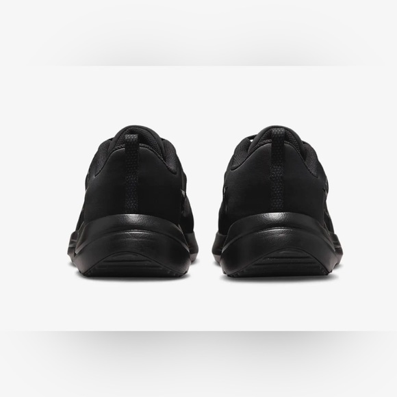 Nike Downshifter 12
Men's Road Running Shoes (Extra Wide) - Picture 5 of 9